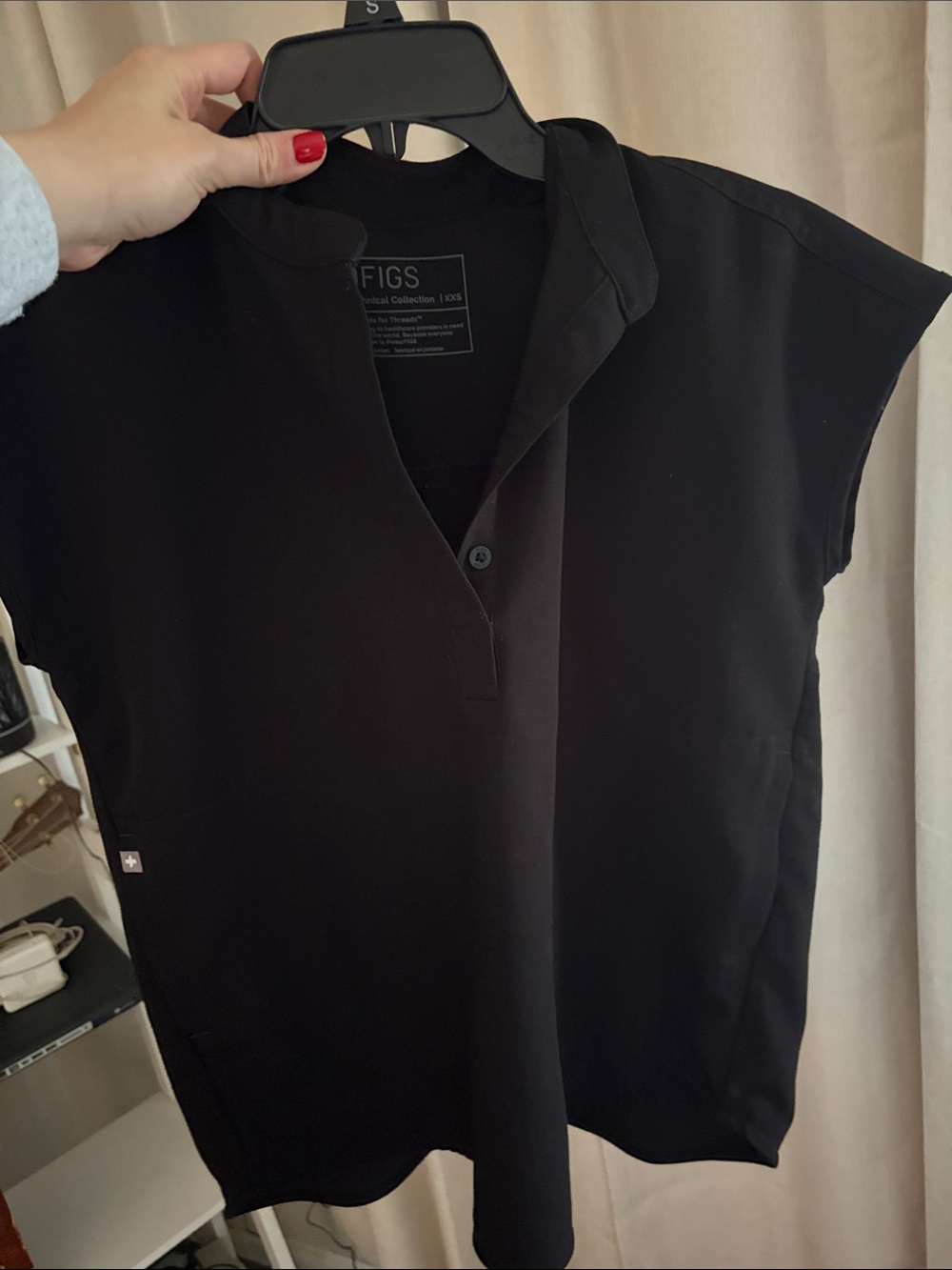 Figs Black Rafaela Short-Sleeve V-Neck Tunic Top
